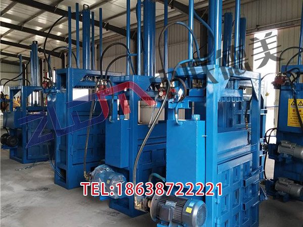 新疆半自動(dòng)廢紙打包機(jī)介紹